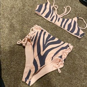 Reversible women’s high waisted swimsuit